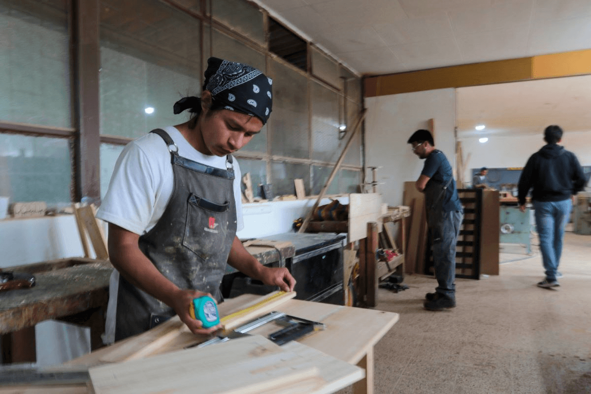 Banner: Escuela Taller ofrece cinco oficios: inscripciones hasta 31 de julio