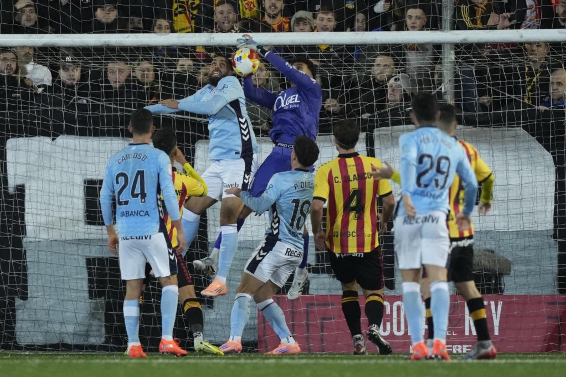 Banner: El Celta supera un maratón de penales para avanzar en la Copa del Rey