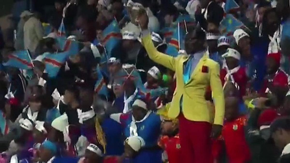 El hincha estatua: Congo encuentra su símbolo más viral en la Copa de África